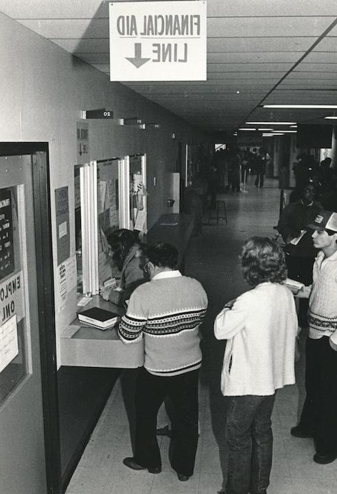 Long line for Financial Aid